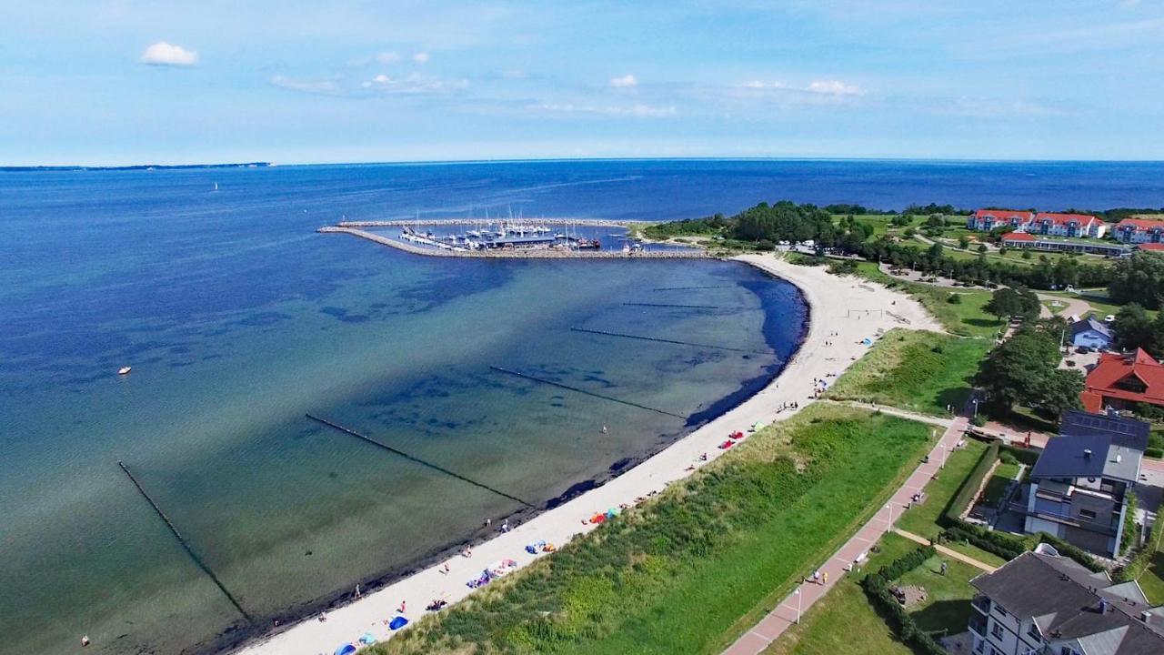 Ferienhaus Emmely Nur Wenige Gehminuten Zum Strand Ruhig Glowe Dış mekan fotoğraf
