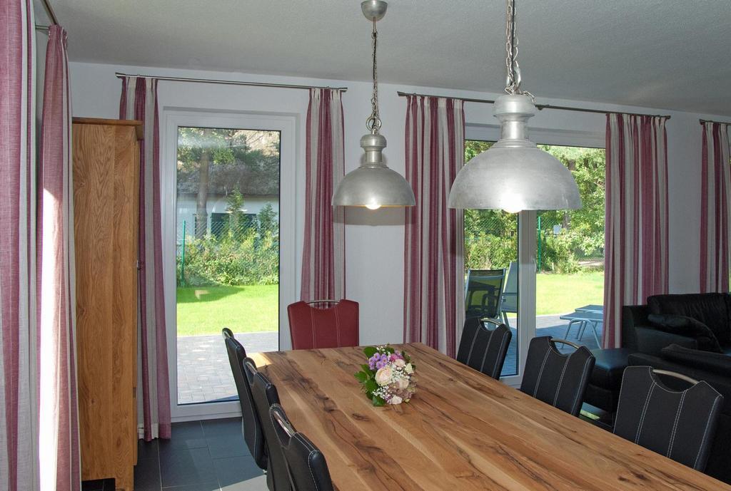 Ferienhaus Emmely Nur Wenige Gehminuten Zum Strand Ruhig Glowe Dış mekan fotoğraf